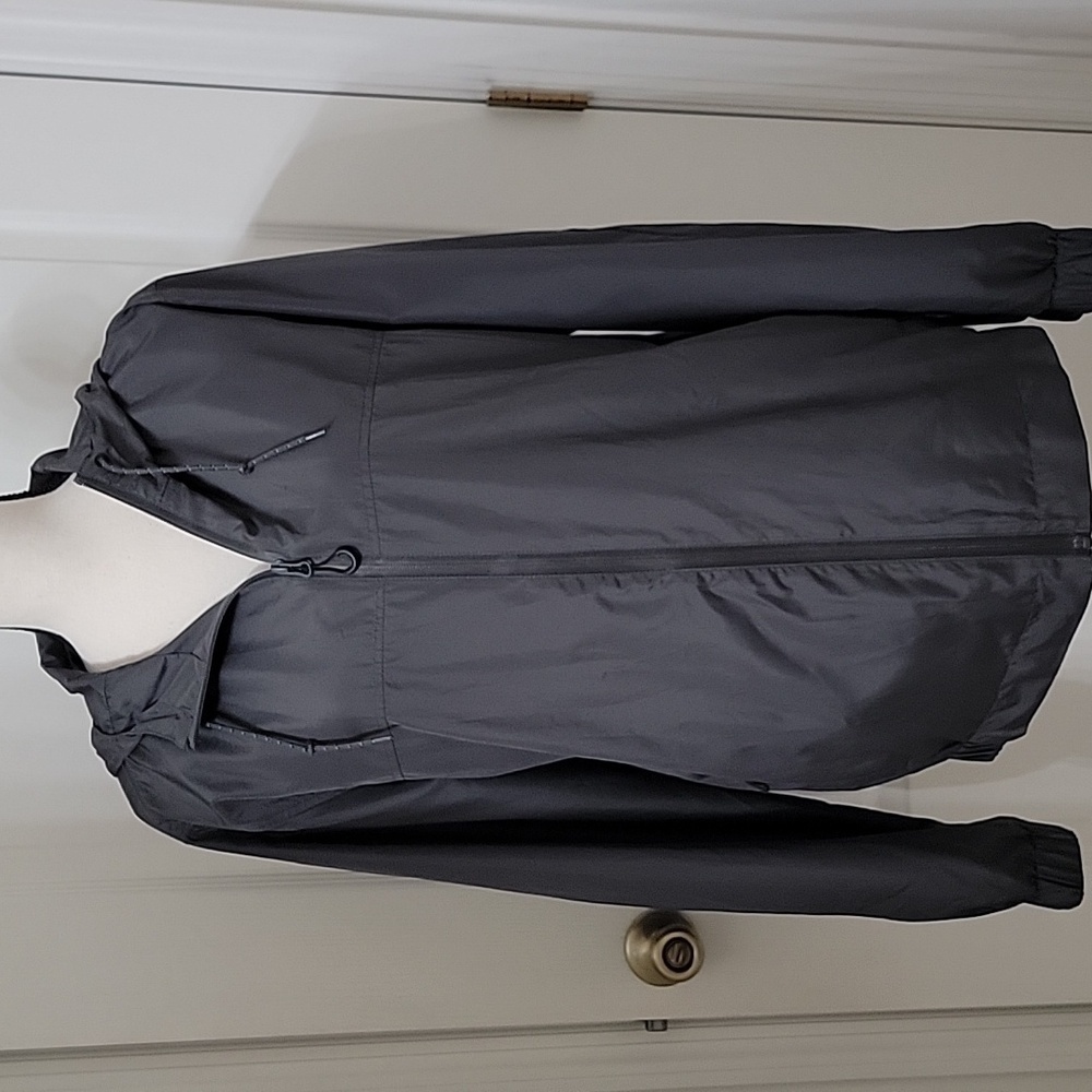 Goodfellow & Co. Size M Gray Rain Jacket